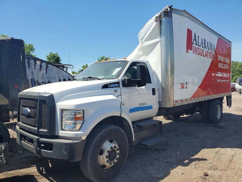 2016 Ford F650 Super Duty BOX Truck