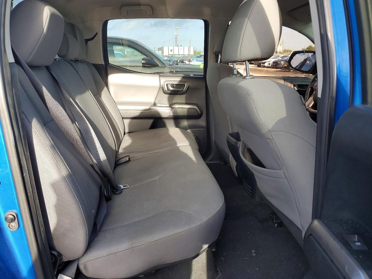 2018 Toyota Tacoma SR5 V6