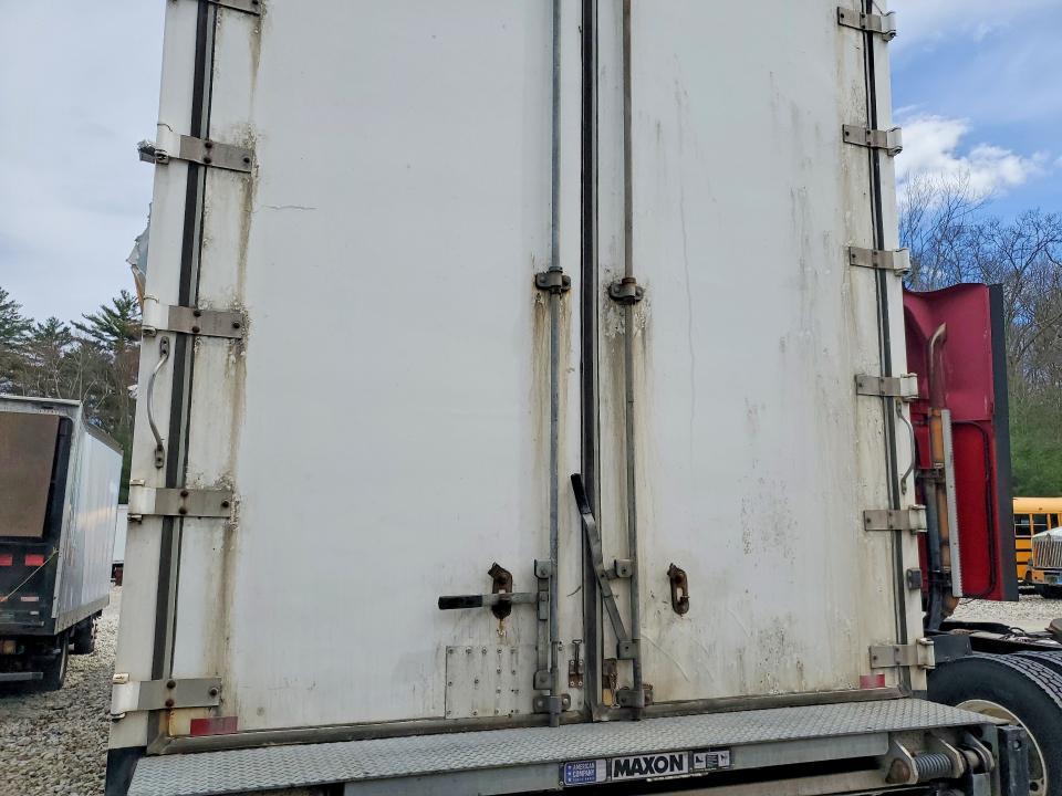 2019 Freightliner Business Class M2 BOX Truck