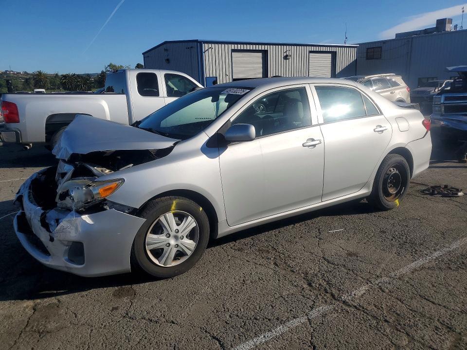 2012 Toyota Corolla l