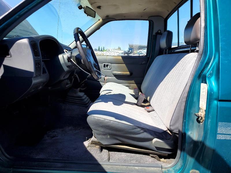 1995 Nissan Truck Base