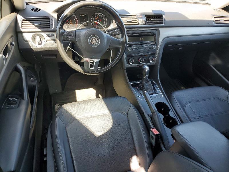 2014 Volkswagen Passat s