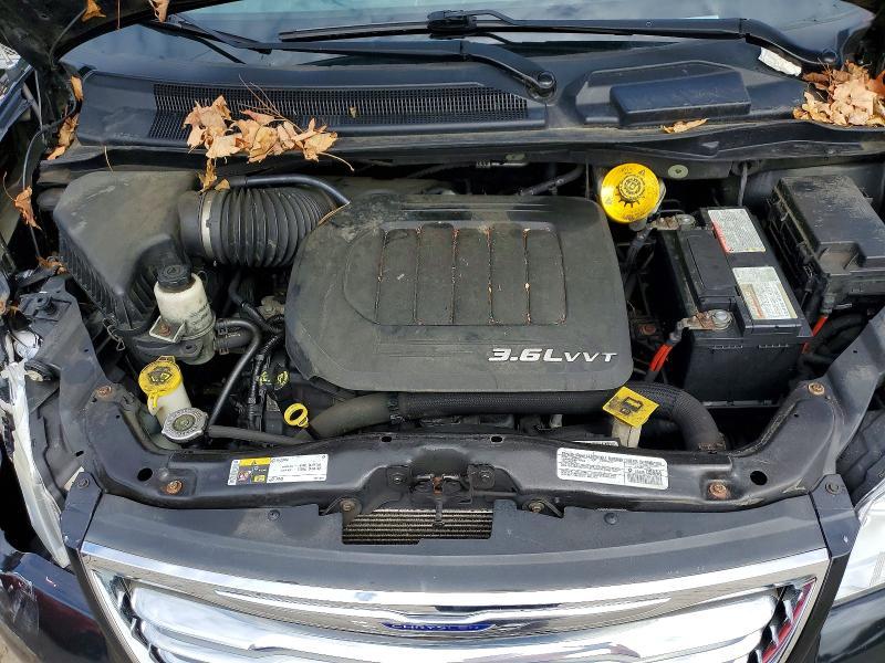 2014 Chrysler Town & Country Touring