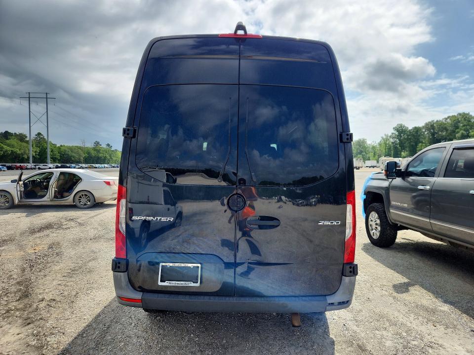 2021 Mercedes-Benz Sprinter 2500