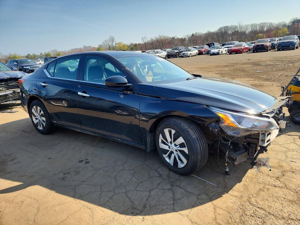 2020 Nissan Altima s