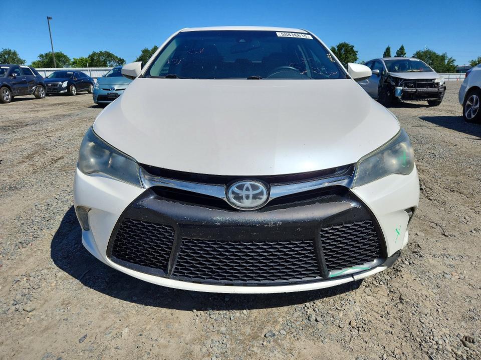 2015 Toyota Camry xse