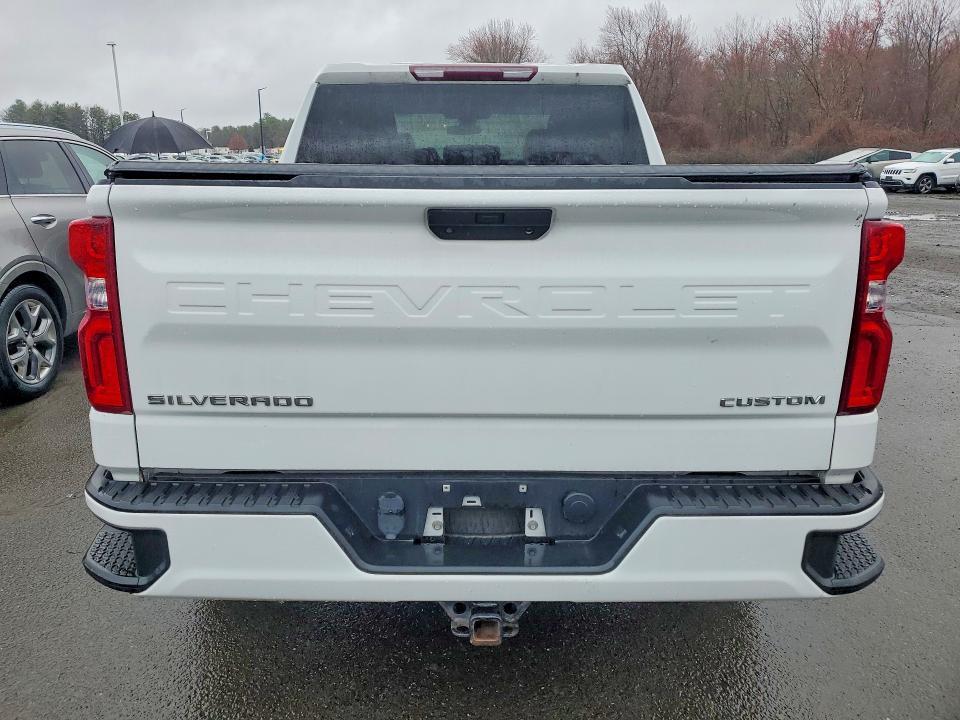 2021 Chevrolet Silverado K1500 Custom