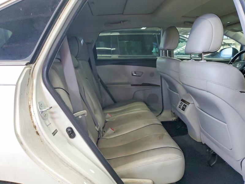 2010 Toyota Venza awd V6