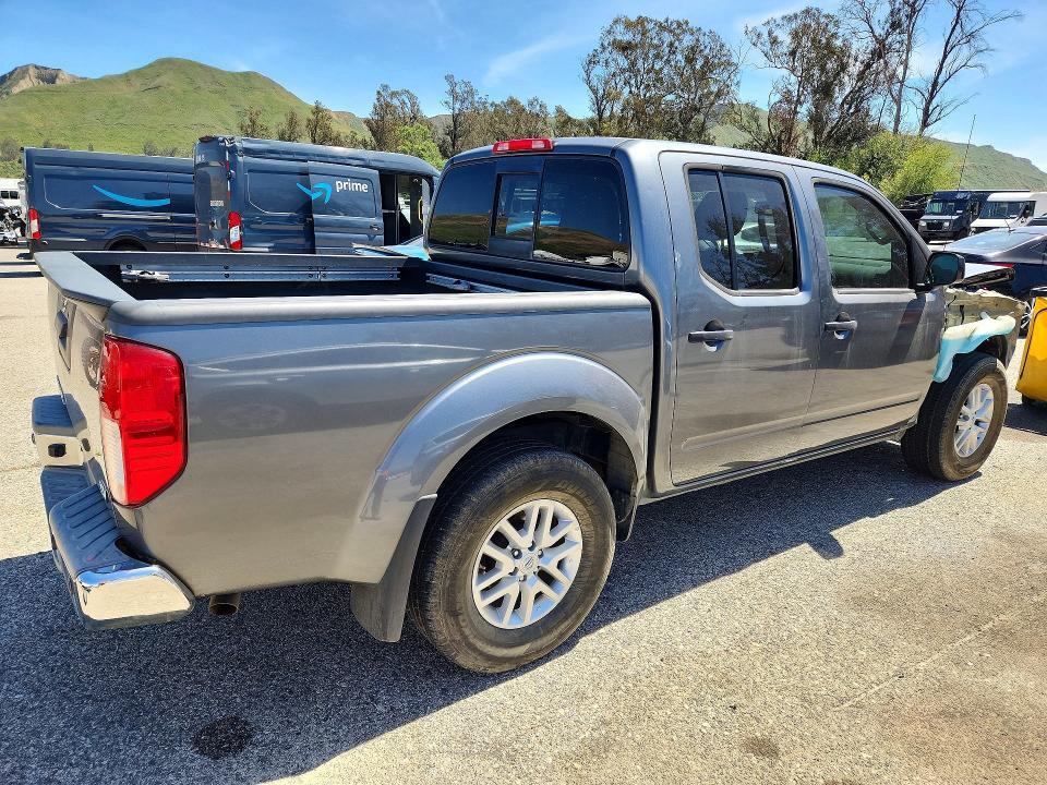2017 Nissan Frontier sv