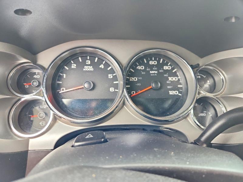 2011 GMC Sierra C2500 BOX Truck