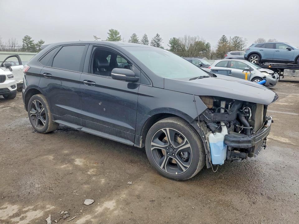 2019 Ford Edge st
