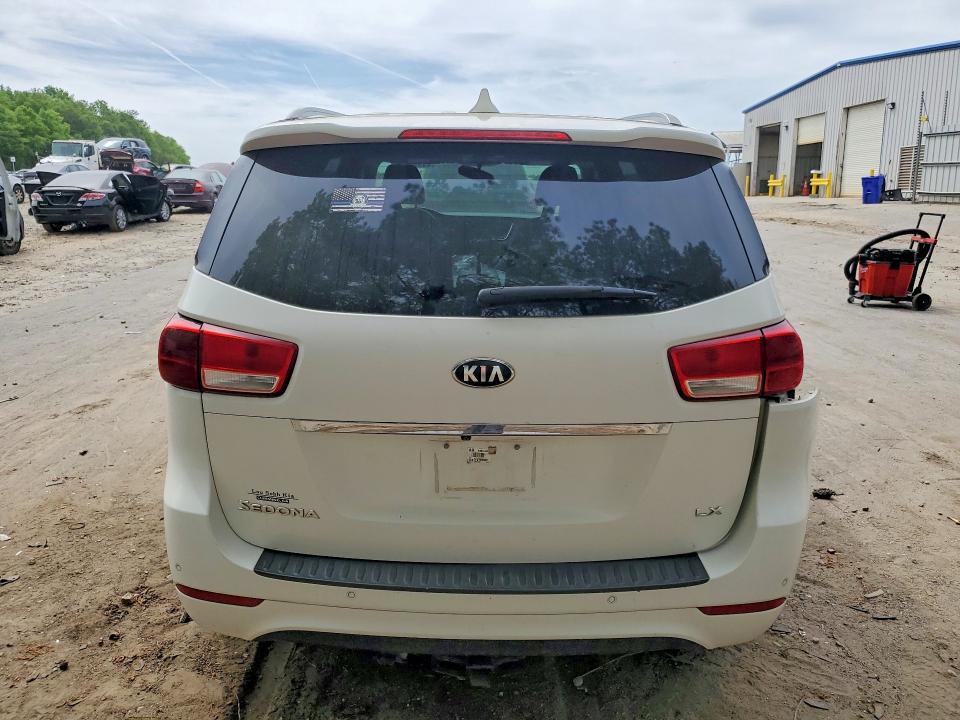 2016 KIA Sedona lx