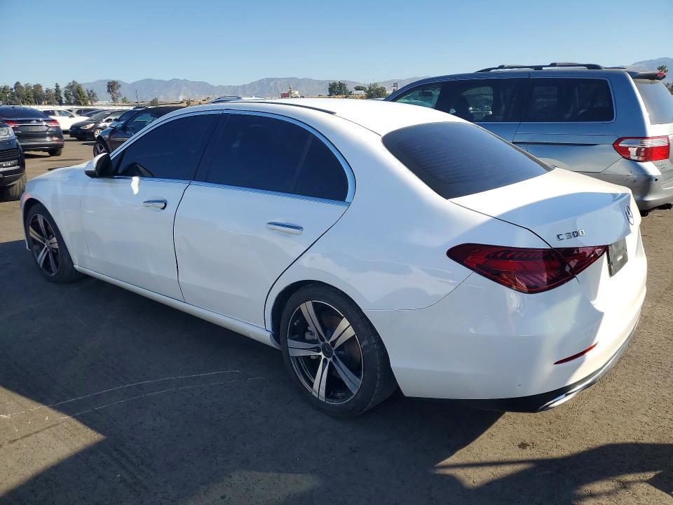 2022 Mercedes-Benz C300