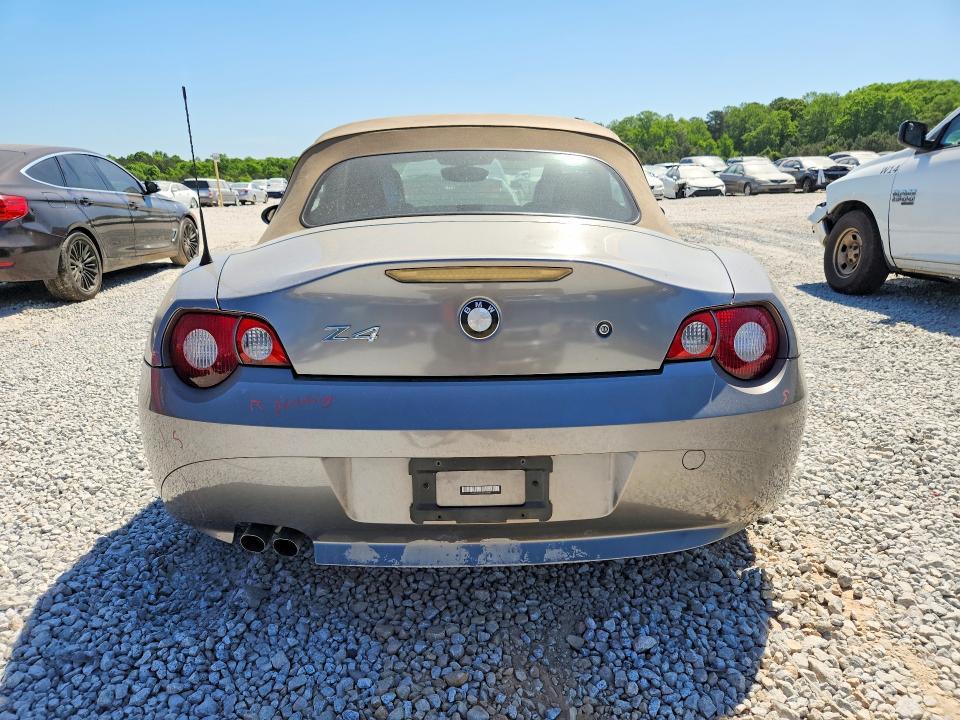 2005 BMW Z4 2.5