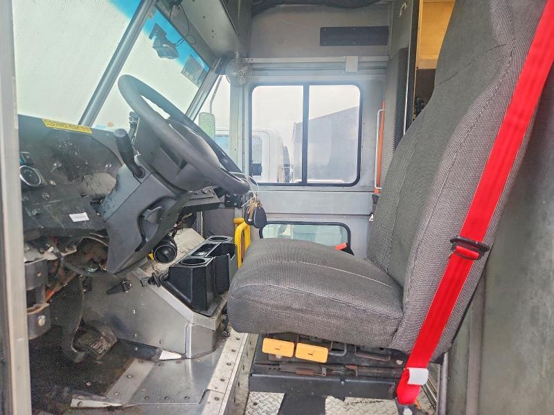 2020 Ford F59 Delivery Truck