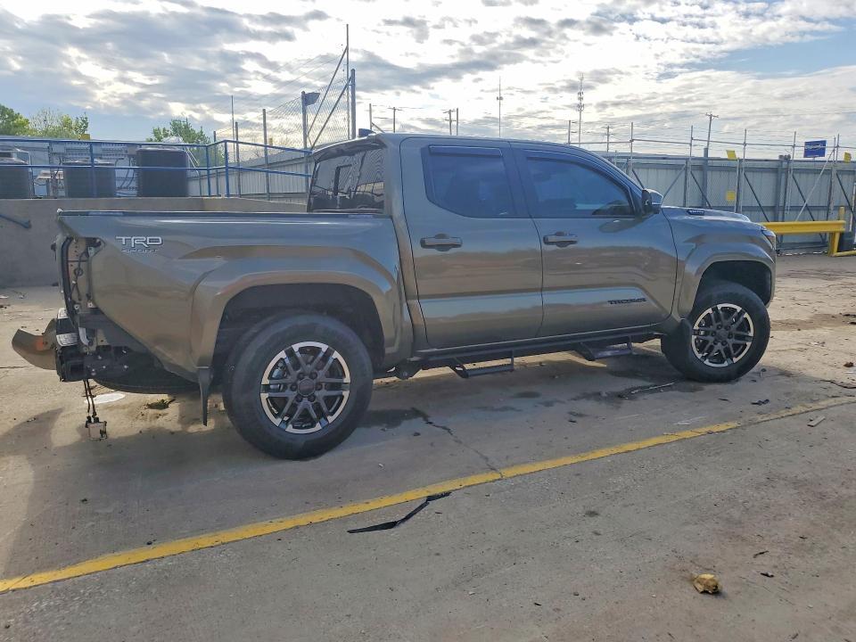 2025 Toyota Tacoma TRD Sport HV