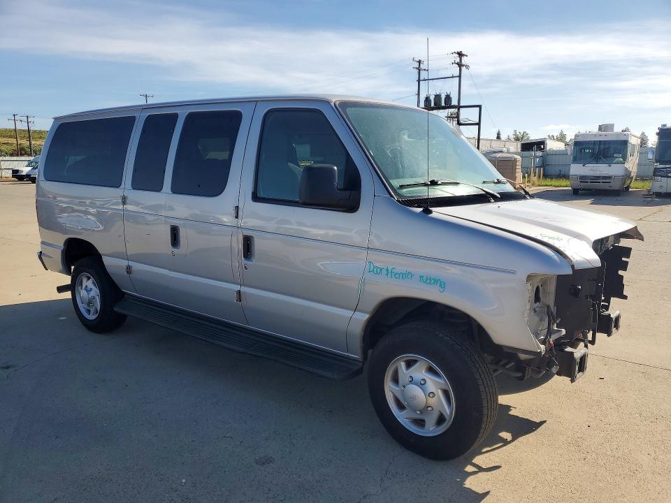 2014 Ford Econoline E350 Super Duty Wagon