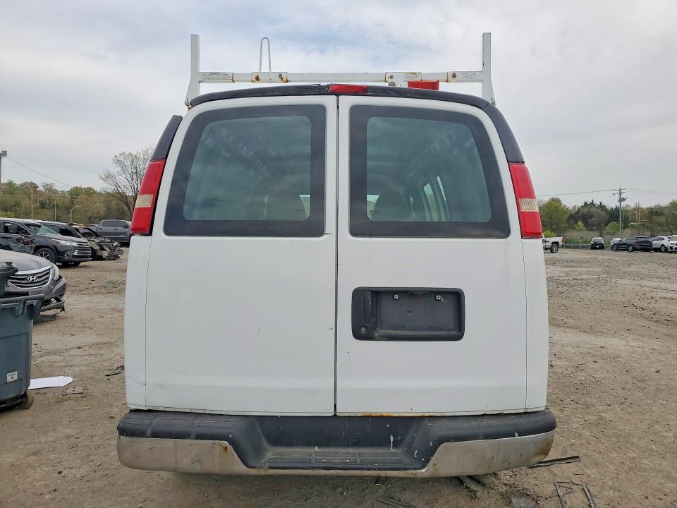 2010 Chevrolet Express 2500 Cargo Delivery van