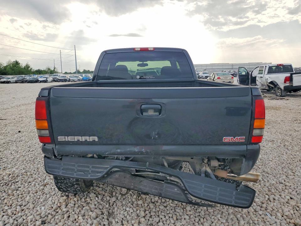 2004 GMC New Sierra K1500