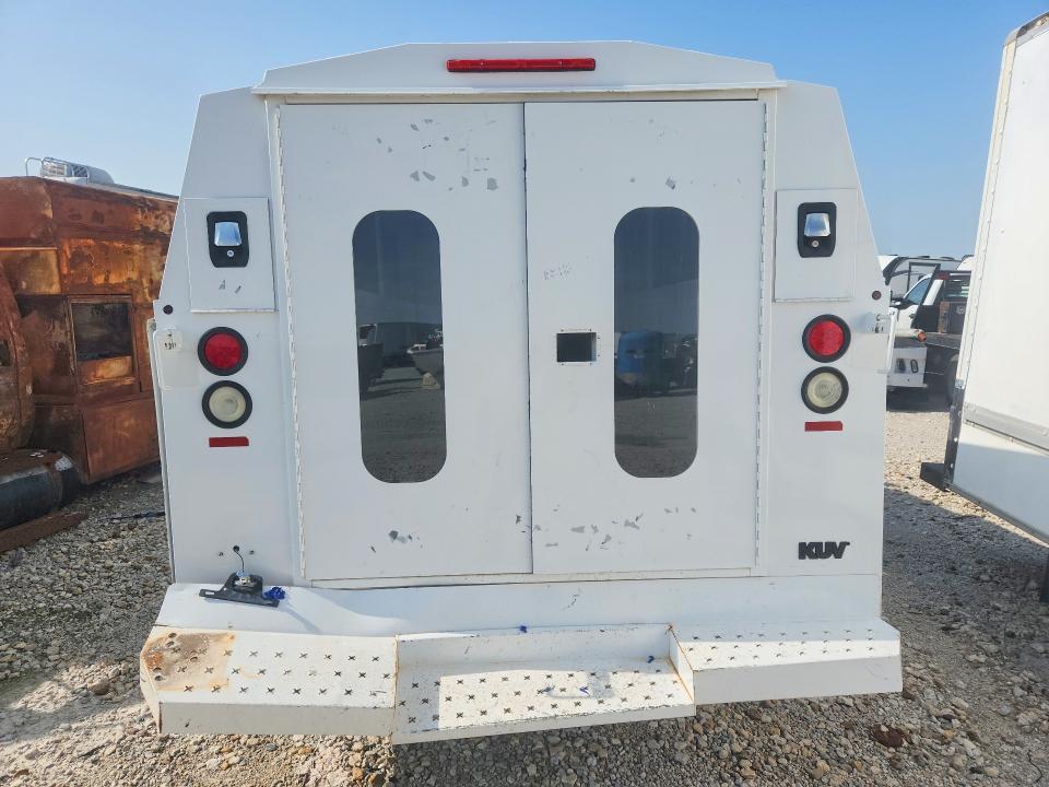2014 Ford Econoline E350 Super Duty Cutaway Van