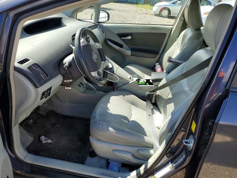 2010 Toyota Prius iii