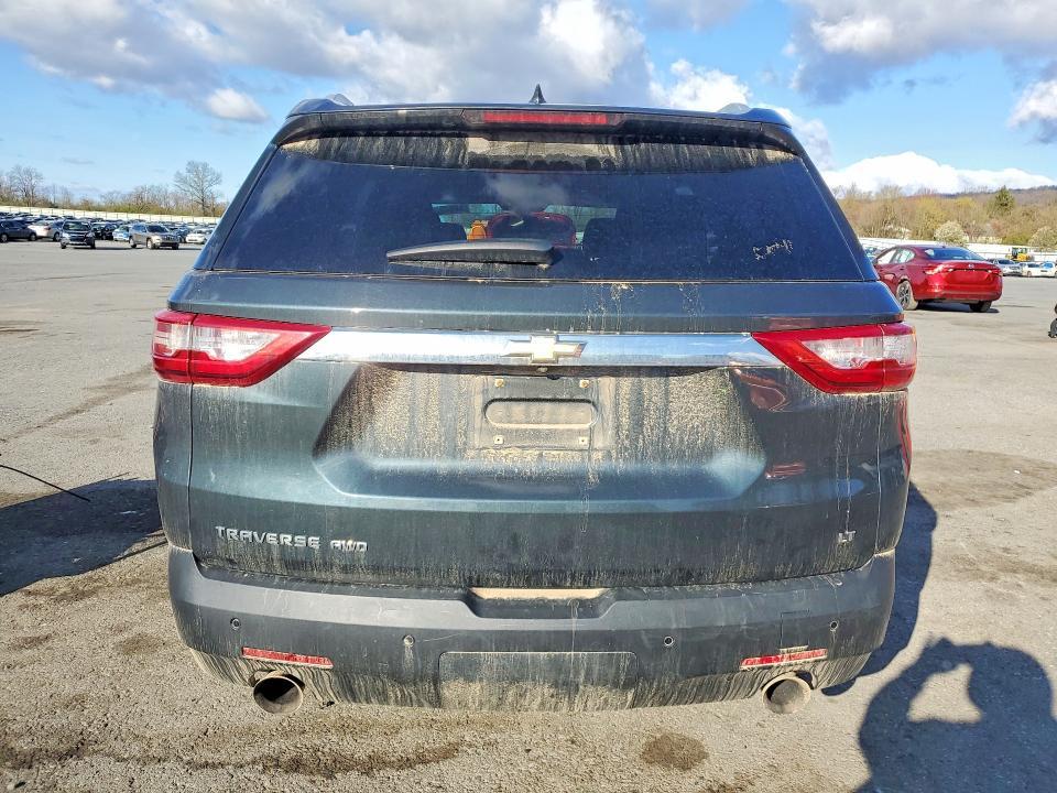 2018 Chevrolet Traverse lt