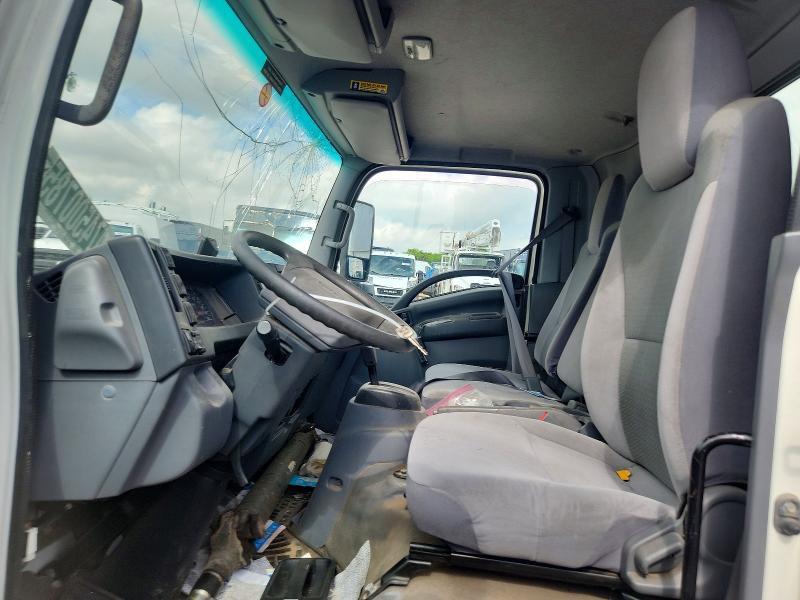 2019 Isuzu Npr box Truck