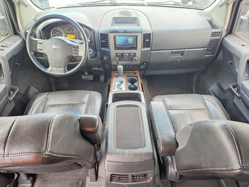 2012 Nissan Titan SV