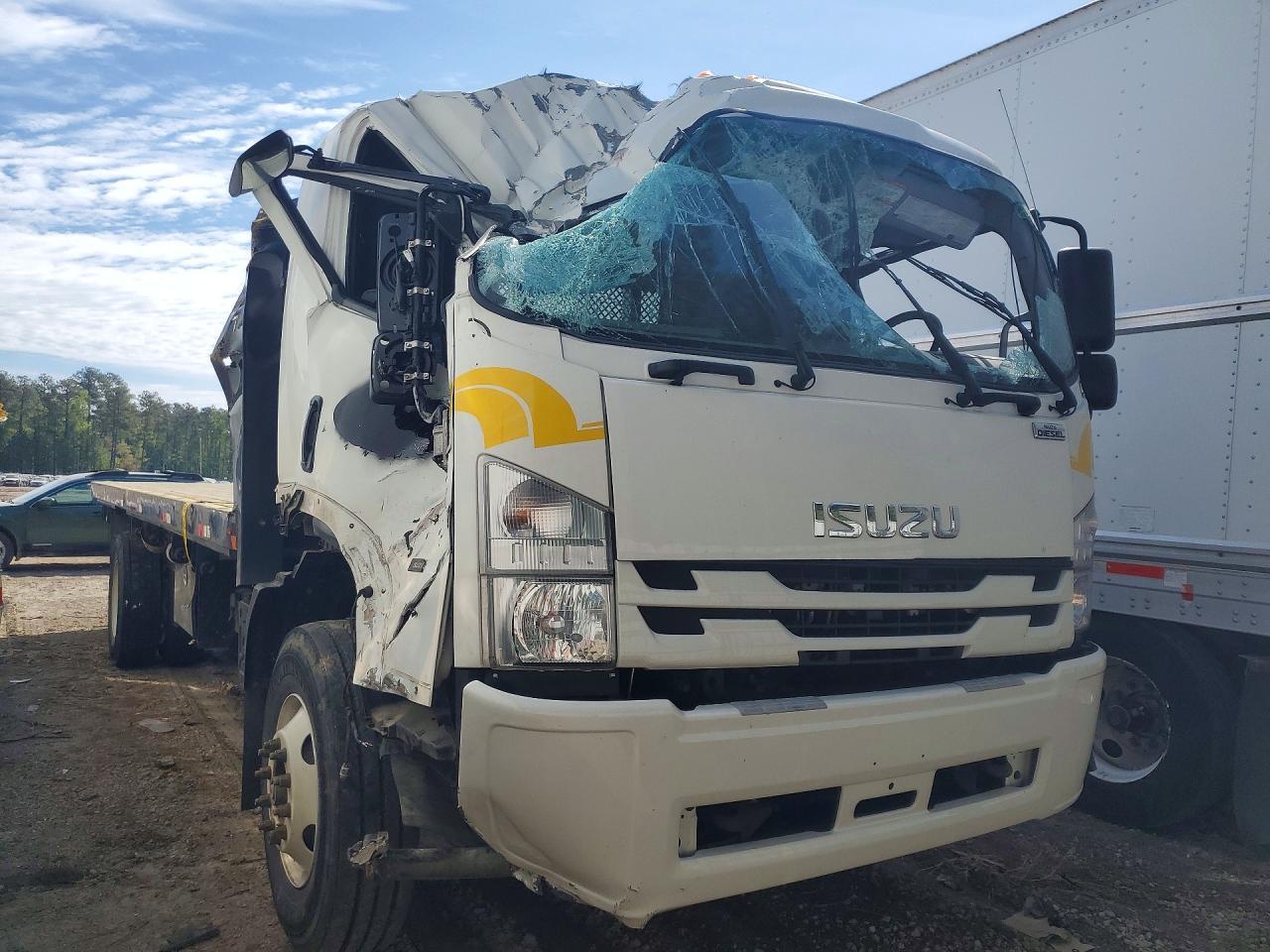 2020 Isuzu FTR