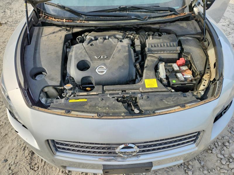 2010 Nissan Maxima 3.5 s