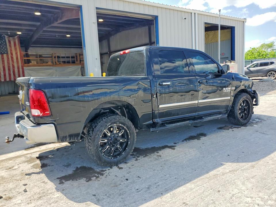 2017 Dodge RAM 1500 SLT