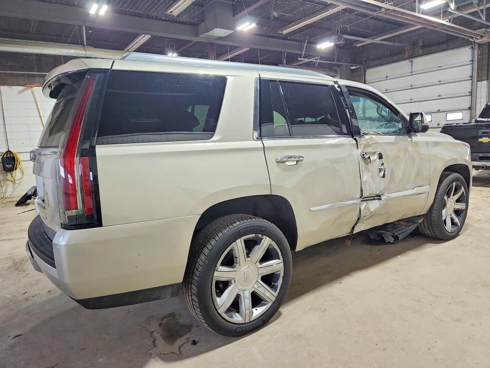 2015 Cadillac Escalade Luxury