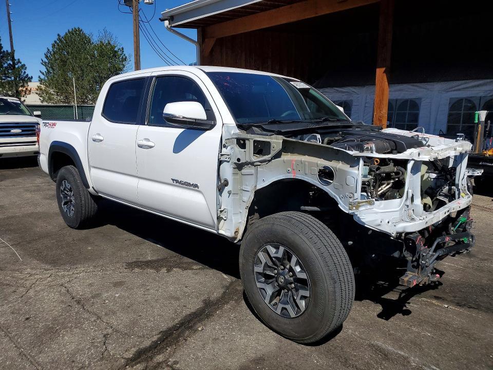 2017 Toyota Tacoma trd Off-road