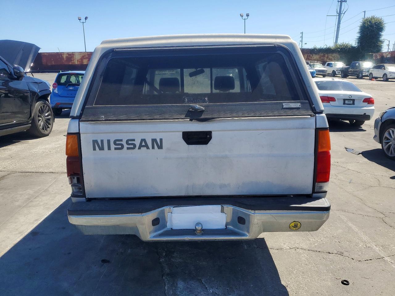 1989 Nissan D21 Short BED
