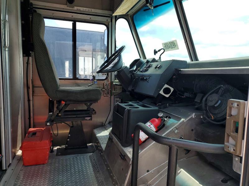 2020 Freightliner Chassis M Line WALK-IN Van