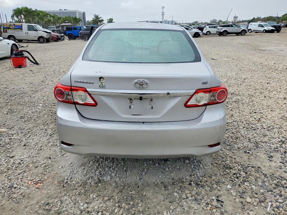 2011 Toyota Corolla le