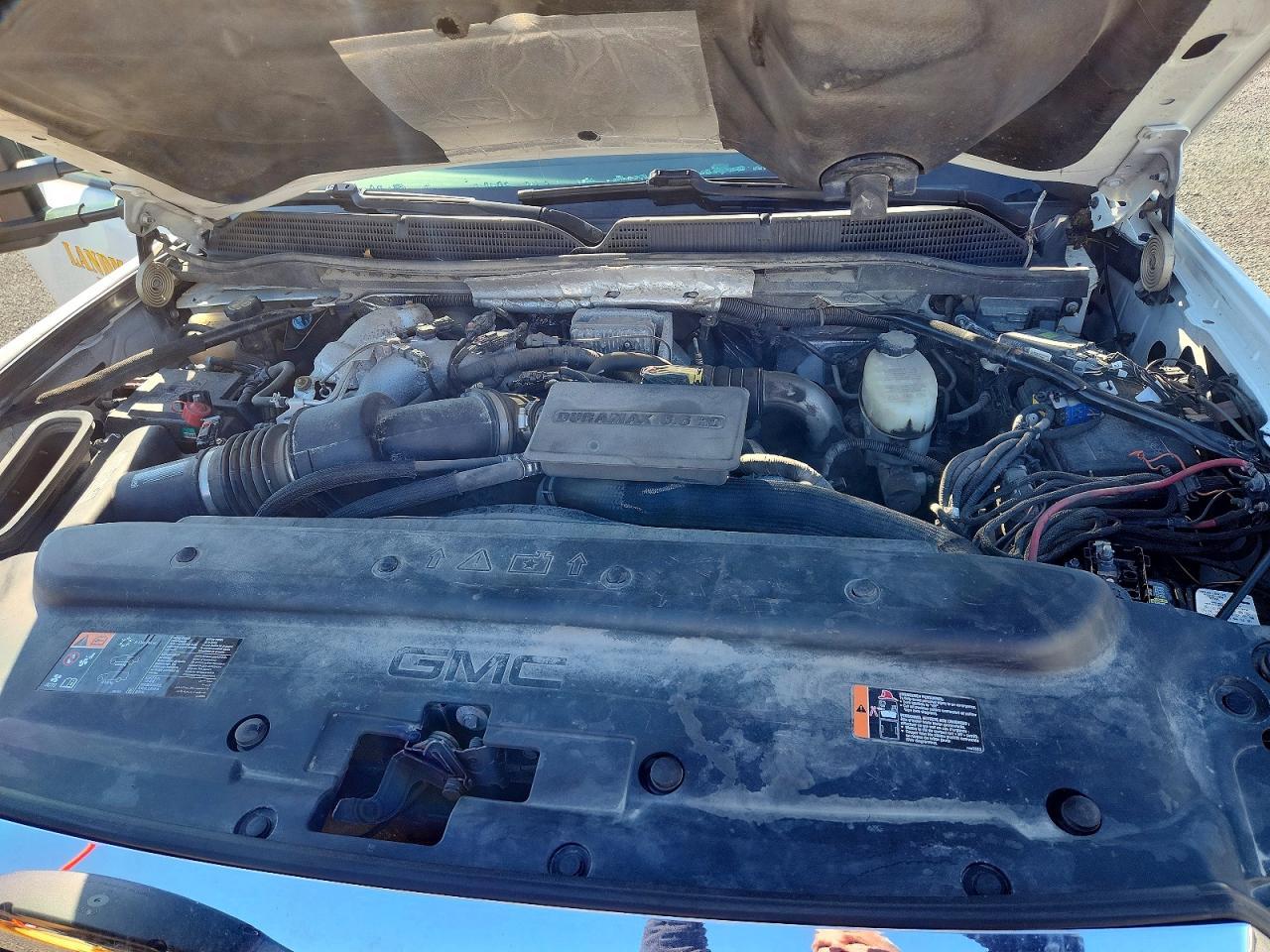 2018 GMC Sierra 3500 HD Flatbed Truck