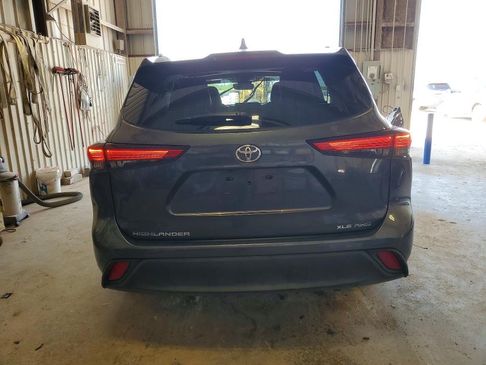 2020 Toyota Highlander xle