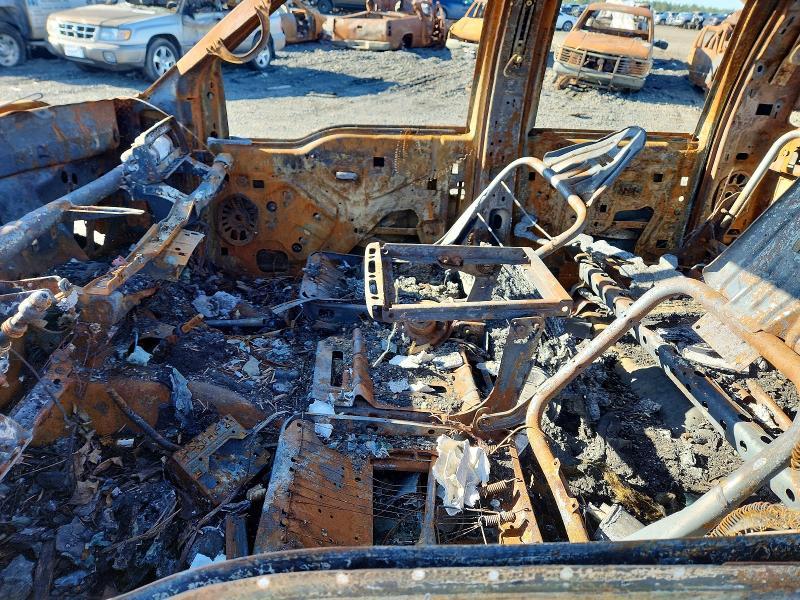 2001 Ford 2002 Ford F350 Super Duty Flatbed Truck