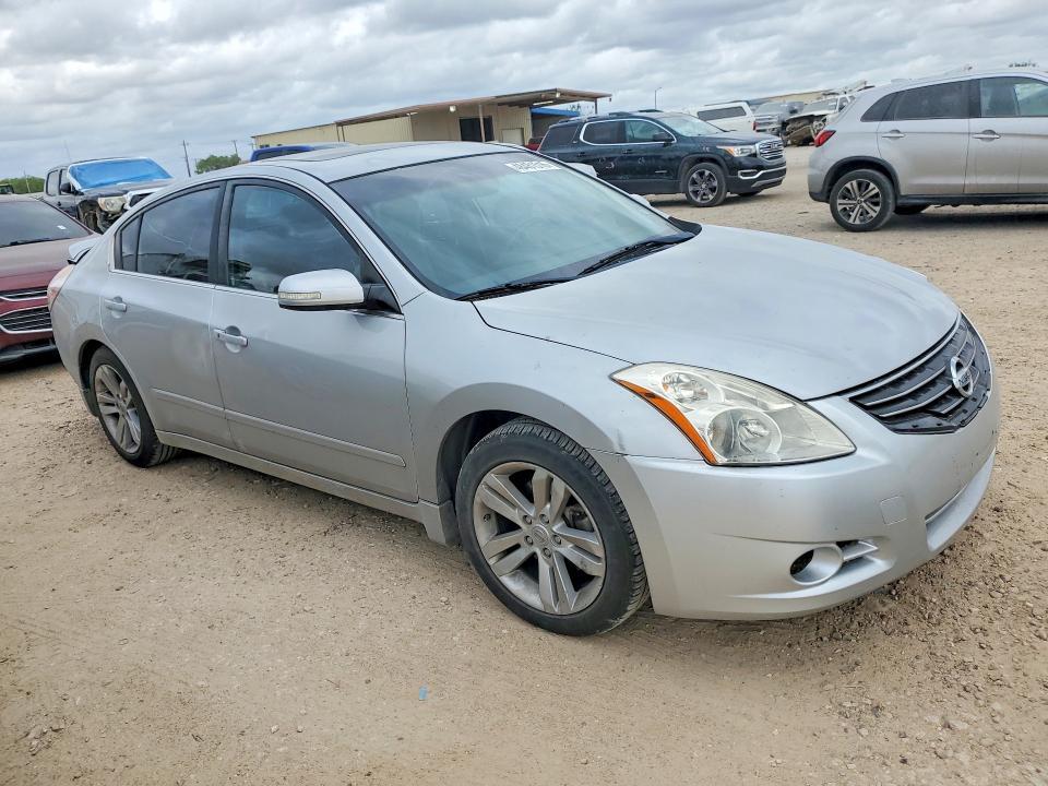 2012 Nissan Altima 3.5 sr