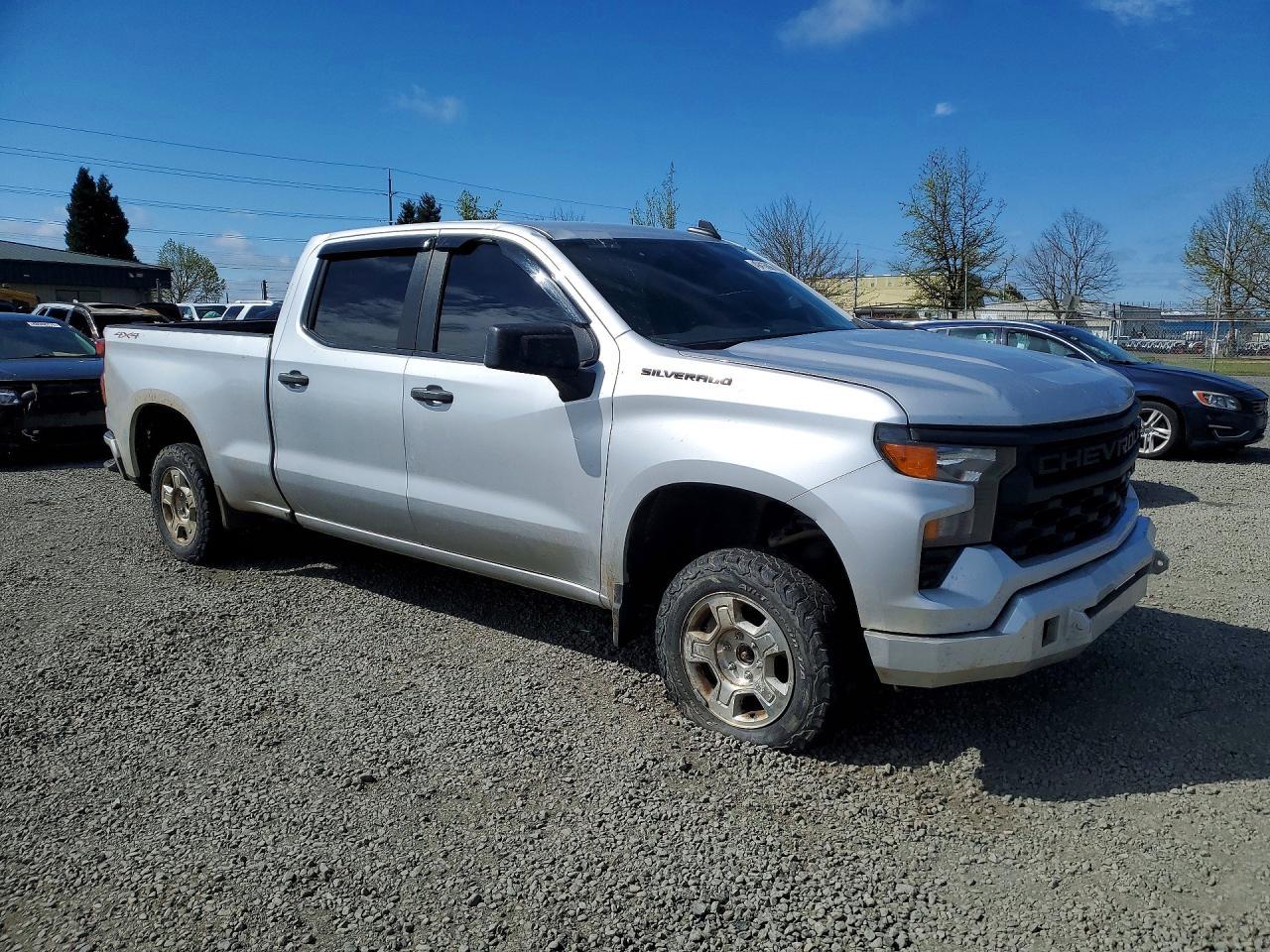2022 Chevrolet Silverado K1500 Custom