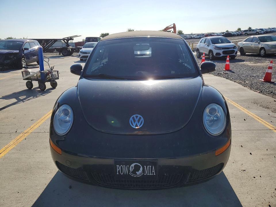 2008 Volkswagen New Beetle Convertible se