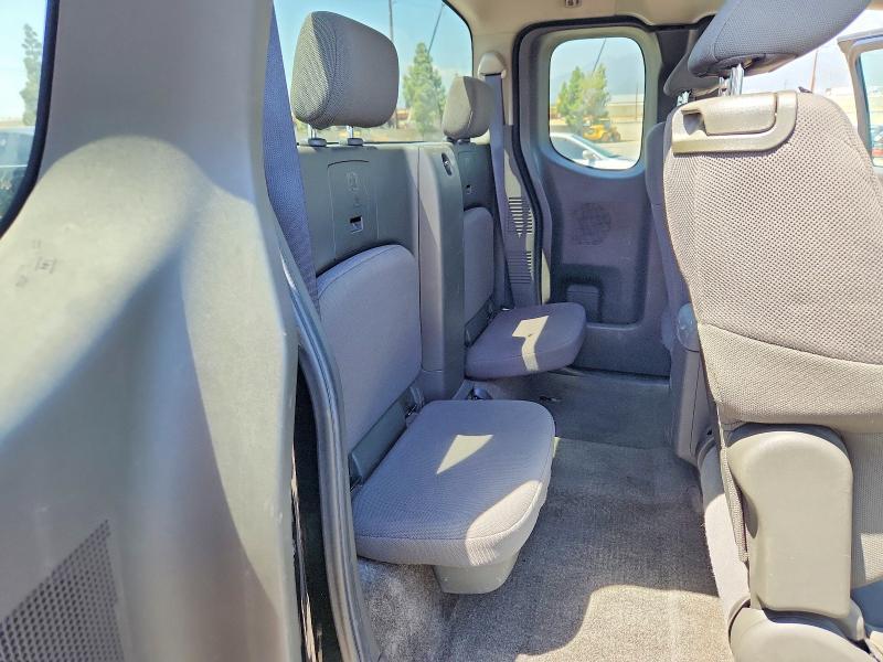 2013 Nissan Frontier S