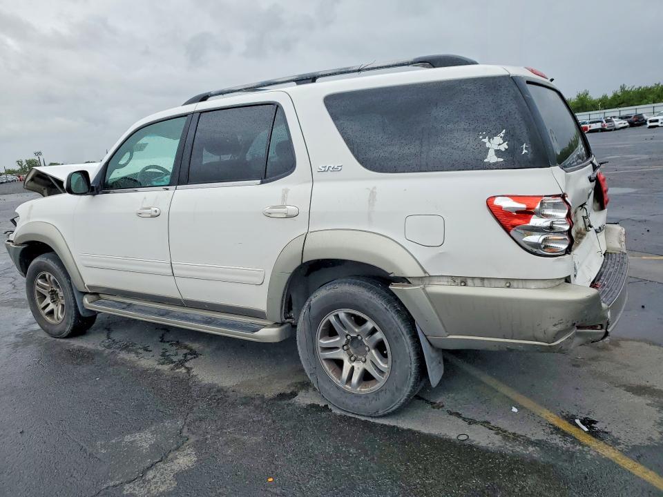 2004 Toyota Sequoia SR5