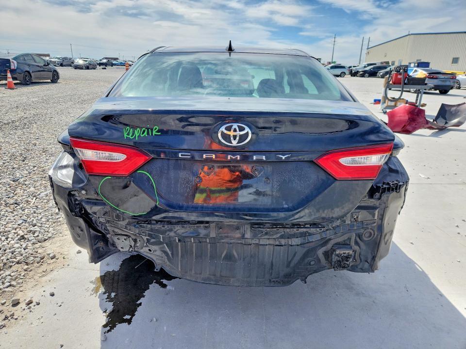 2020 Toyota Camry le