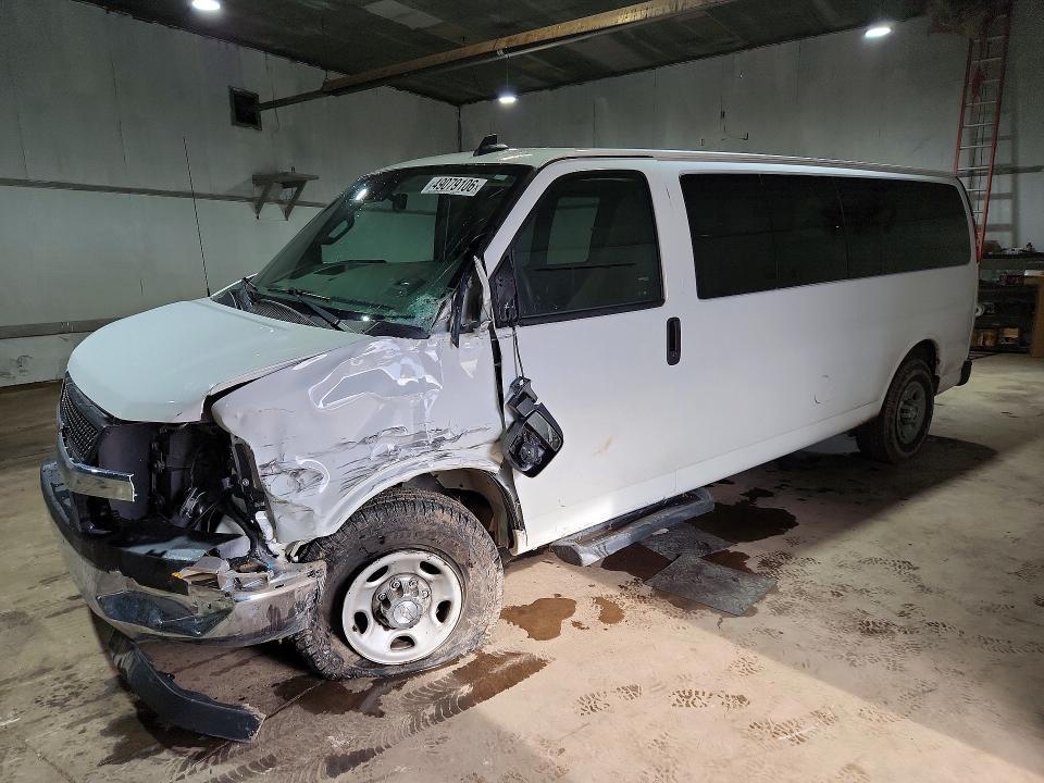 2019 Chevrolet Express G3500 LT