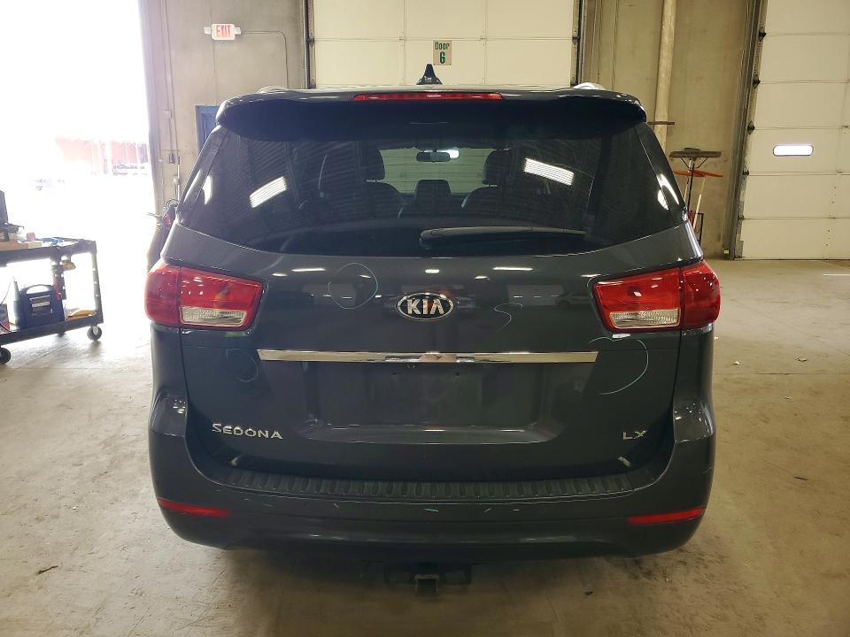 2017 KIA Sedona lx