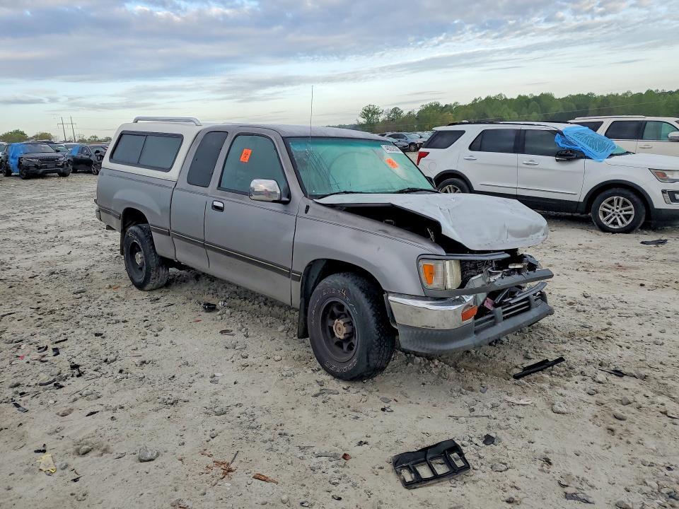 1997 Toyota T100 DX