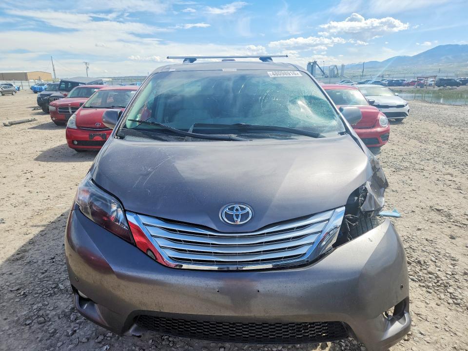 2011 Toyota Sienna Limited 7-passenger