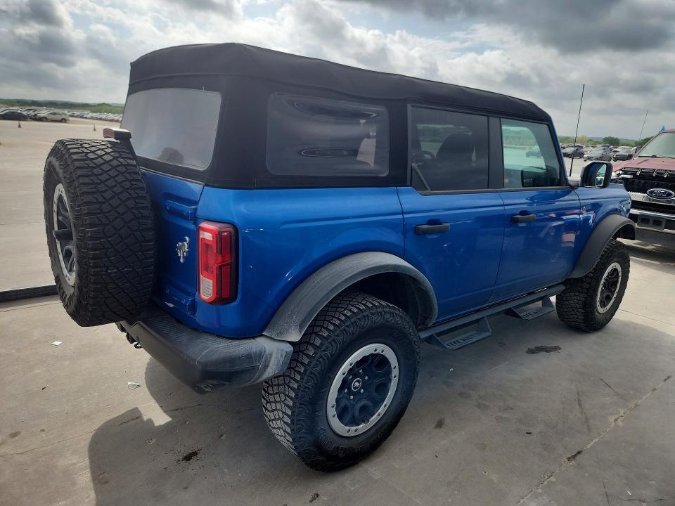 2023 Ford Bronco Base